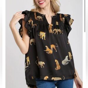 Umgee Plus Black and Gold Leopard Cheetah Top